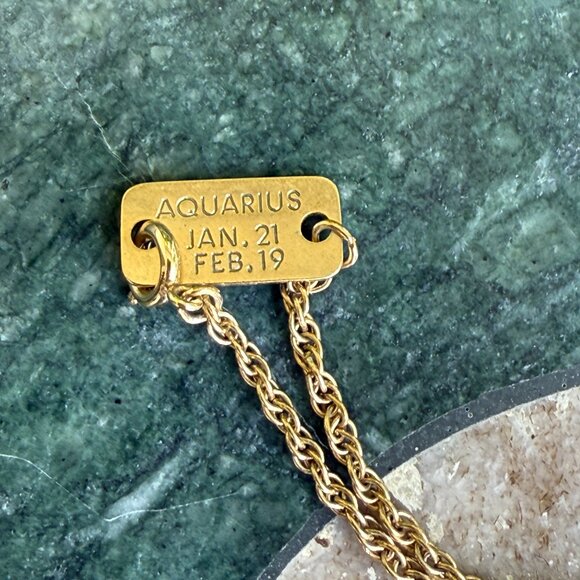 Vintage Pierre Cardin Zodiac Aquarius Pendant Necklace, Gold tone w/ Diamond - Picture 4 of 8